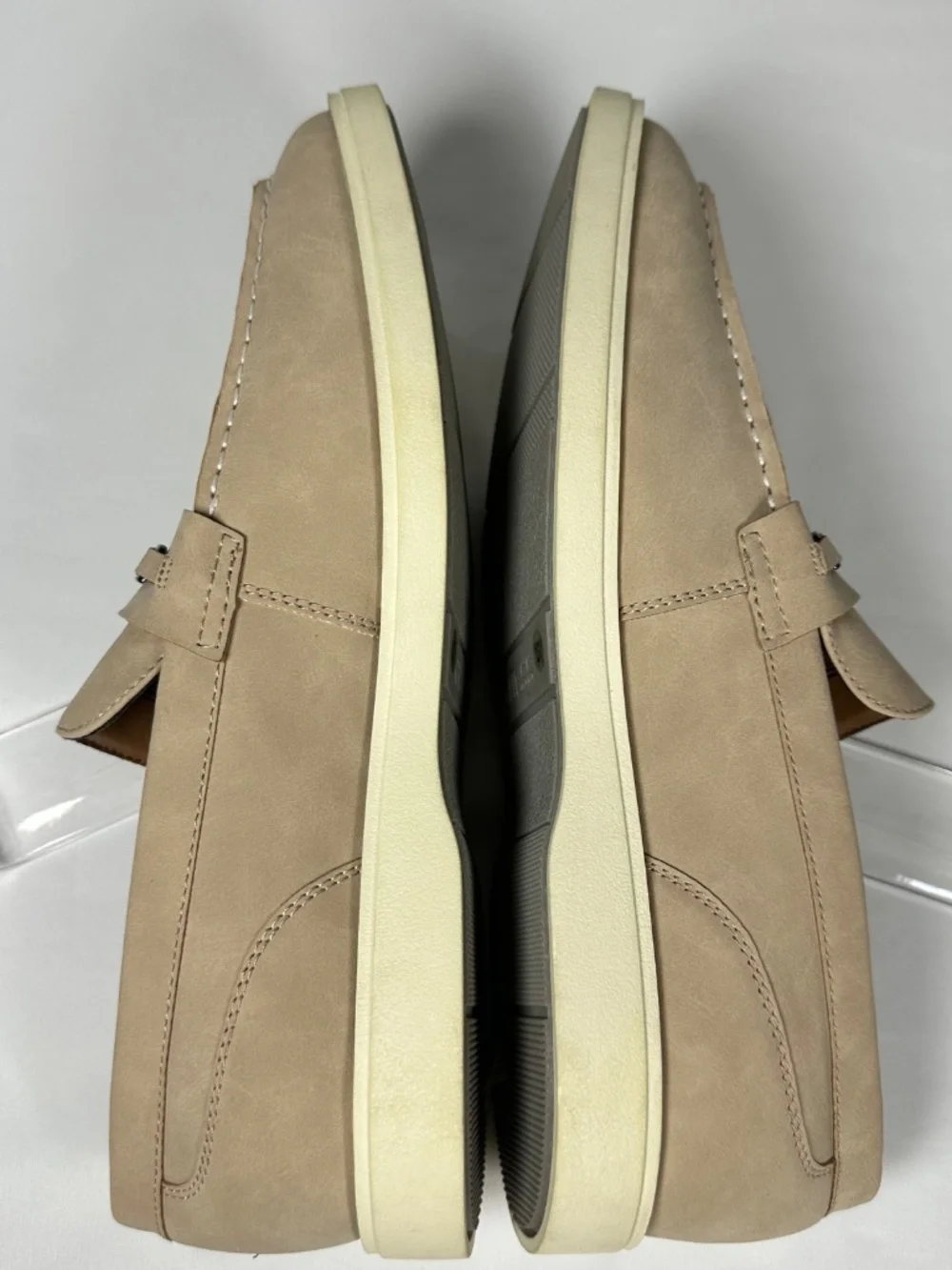 Guess quido light